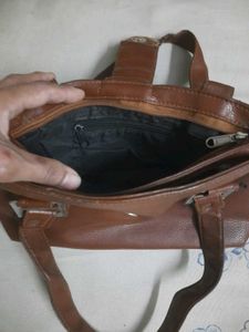 Buy 1 Sling Bag Get 2 Handbags Free