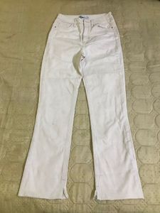 Zara Cream in Colour Highrise Jeans Waist 28-30