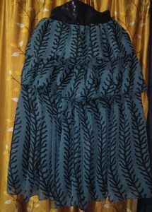 Leaf Print Tiered Skirt