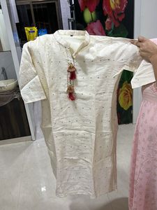 Elegant Ethnic Kurta with leggings