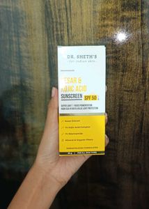 Kesar &amp; Kojic Acid Sunscreen SPF 50+