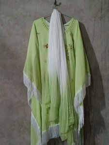 Lime Green Embellished Kaftan With Dupatta