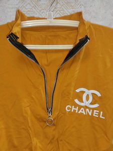 Collared With Chain Crop Top For Winters