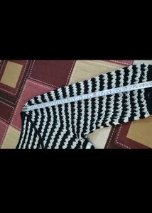 Striped Knit Cropped Top