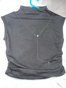 Gathered Cap Sleeves With Chain Top