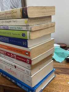 Set Of 11 Popular Books Bundle