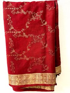 Elegant Maroon Saree