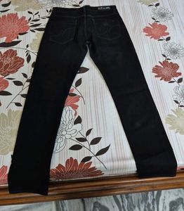 Black Skinny Jeans