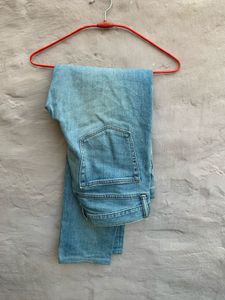 Uniqlo orignal Light Wash Denim Jeans