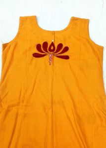Sleeveless Febric Work Yellow  Kurti 💛