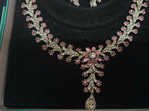 Elegant Pink Jewelry Set