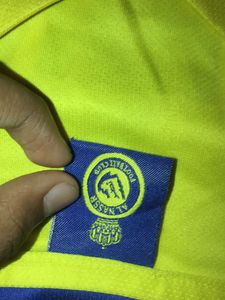 AL NASSR FOOTBALL JERSEY V COLLAR