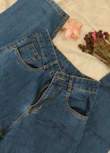 Dark blue staright Jeans