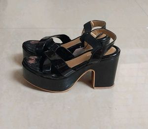 ❤️Perfecf Women Heels 🤩
