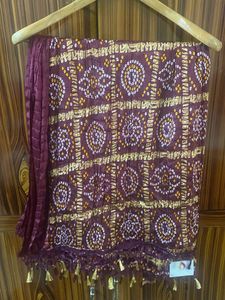 Maroon Bandhani Dupatta