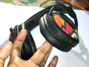 boAt Rockerz 550 Bluetooth Headphone, 50MM Drivers