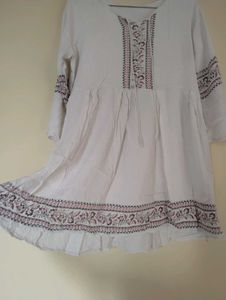 White Kurti