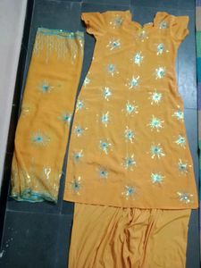 Ladies Kurta Set And Suit