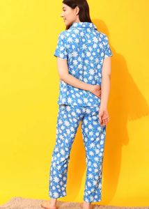 Clovia Florals Night Suit In Cornflower