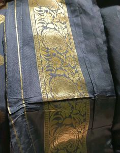 💥🆕️ Grey Banarasi Style Woven Resham Saree