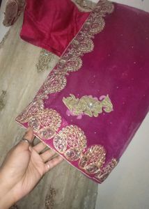 Women&#39;s Rose And cream Lengha choli