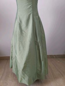 Pretty Gown