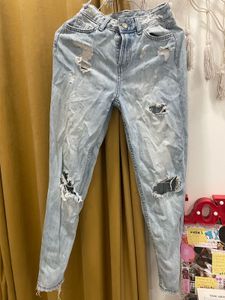Boyfriend Ripped Jeans