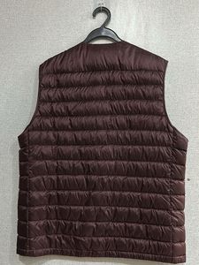 UNIQLO BUTTON DOWN JACKET