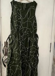 New Ether Sleeveless A-line Dress (S)