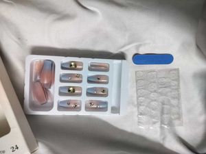 Press on nail kit