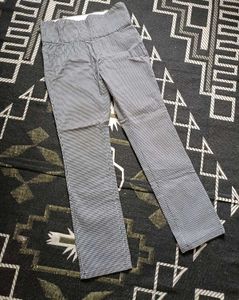 Stretchable Gingham Print Pants