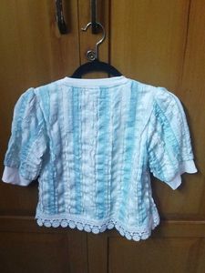 Cute Blue &amp; White Top