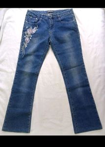Maroon Top &amp; Jeans for teenage girls.