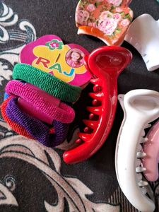Combo Of  7 Pc Hair Clutcher  And 1 Rubber Band
