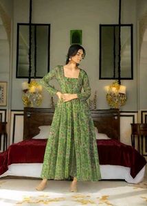 Green Tropical Print Dress