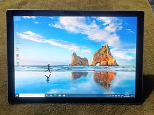 Microsoft Surface Pro 6 256-GB 1796