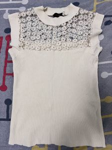 Elegant Sleeveless Knit Top