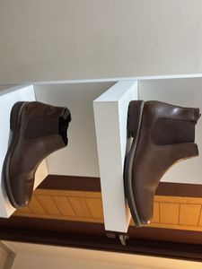 Men Mid Top Leather Chelsea Boots