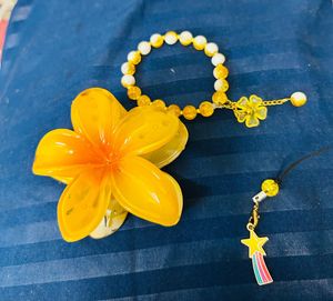 Yellow Flower Accessory Set
