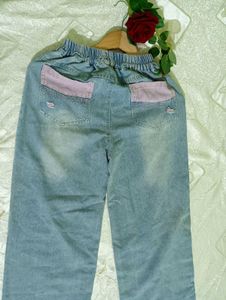 Ripped Soft Jeans
