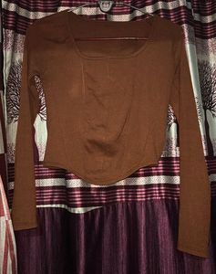 Fancy Feminine Top – Stylish & Comfy🤎
