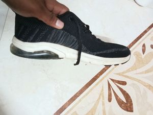 Black Shoes