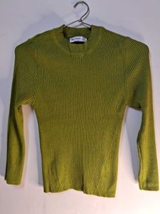 Ribbed Yellow Dress &amp; Green Top