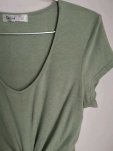 Beautiful Knot Top