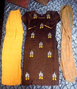 New / Unused  Embroidered Kurta Set