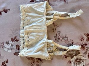 WHITE CORSET TOP 🌩️
