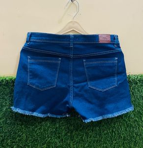 ELEGANT DENIM SHORTS FOR WOMEN