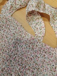 cute floral top