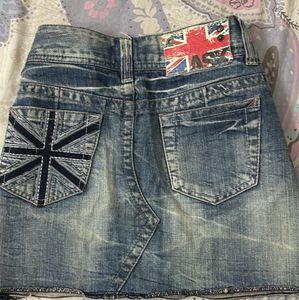 VINTAGE Mini Skirt