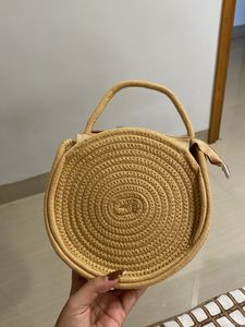 Cute Straw Handbag/ beach bag